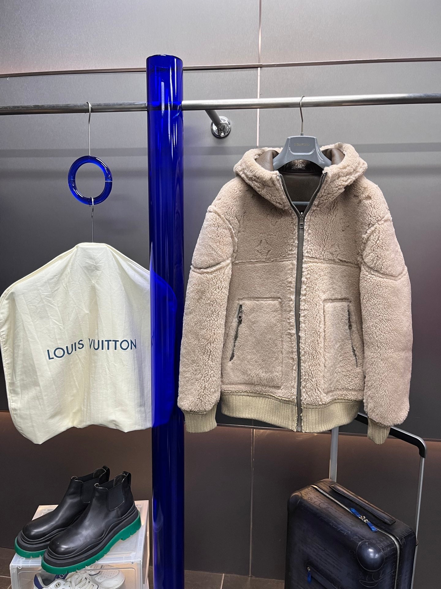 Louis Vuitton Reversible Hooded Shearling Blouson Leather Winter Jacket