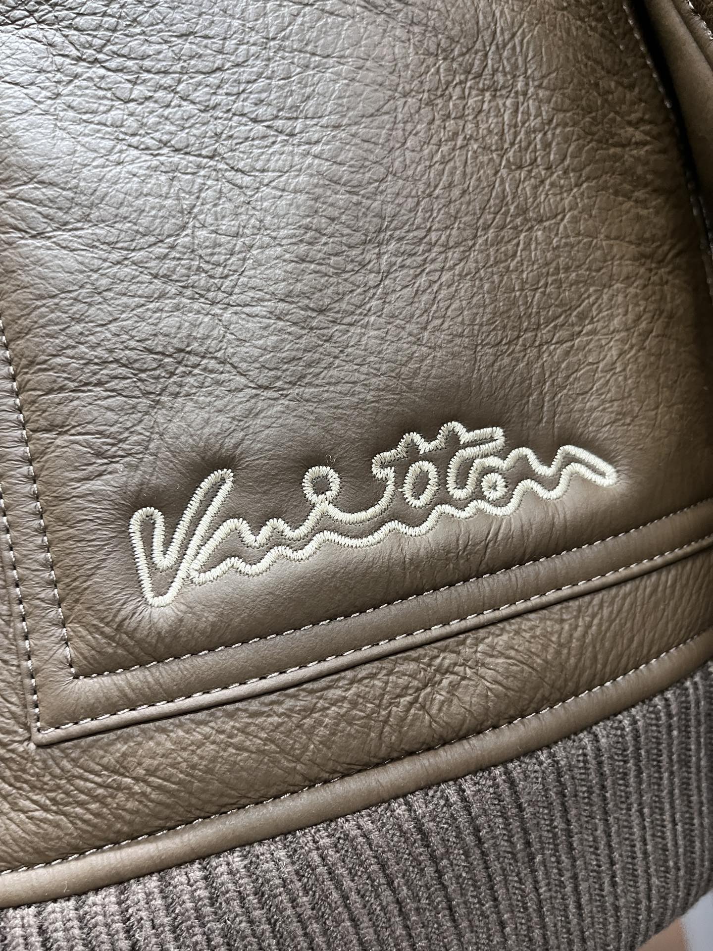 Louis Vuitton Reversible Hooded Shearling Blouson Leather Winter Jacket