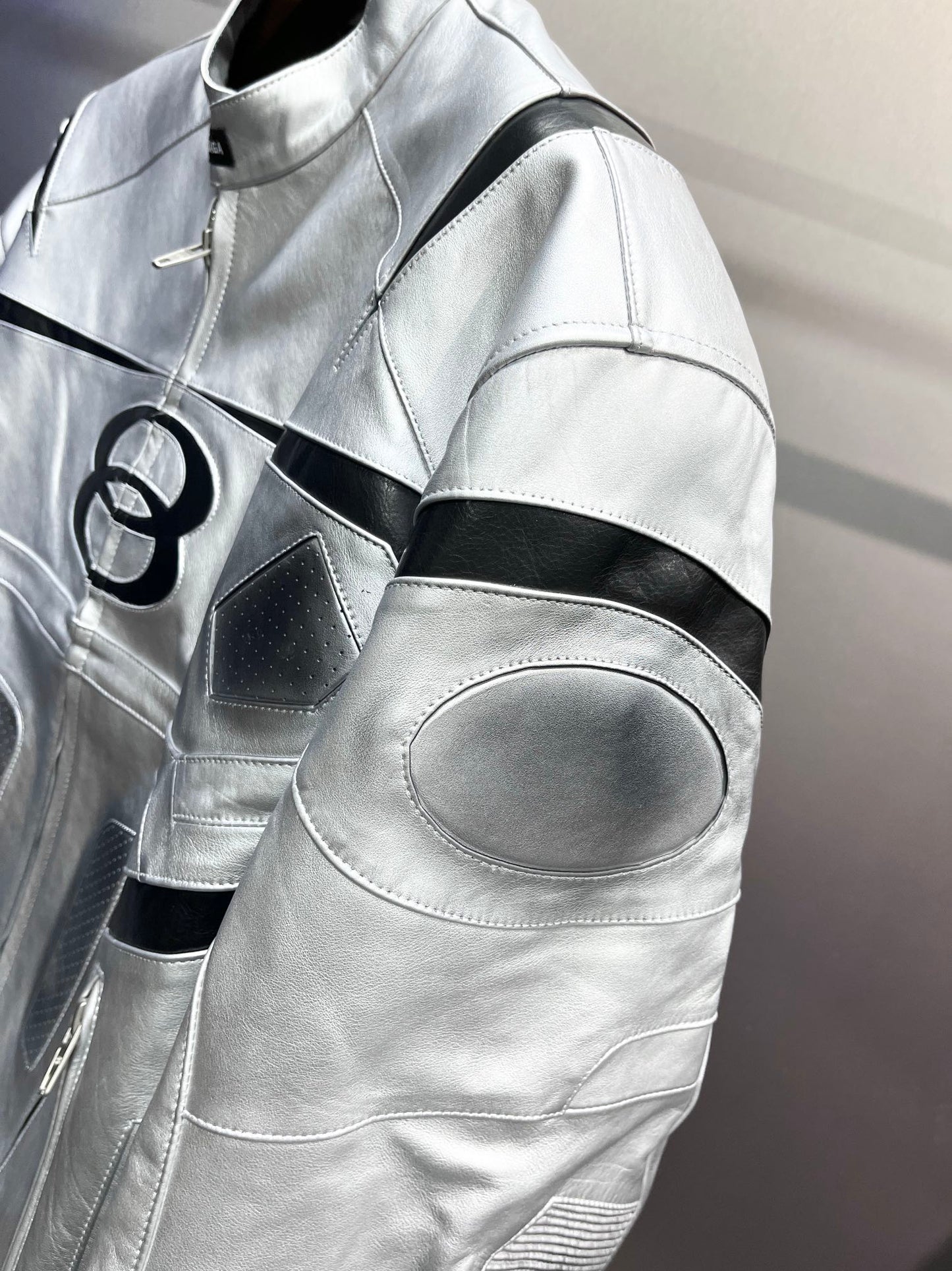 Balenciaga Oversized Leather Bikers Jacket – Silver