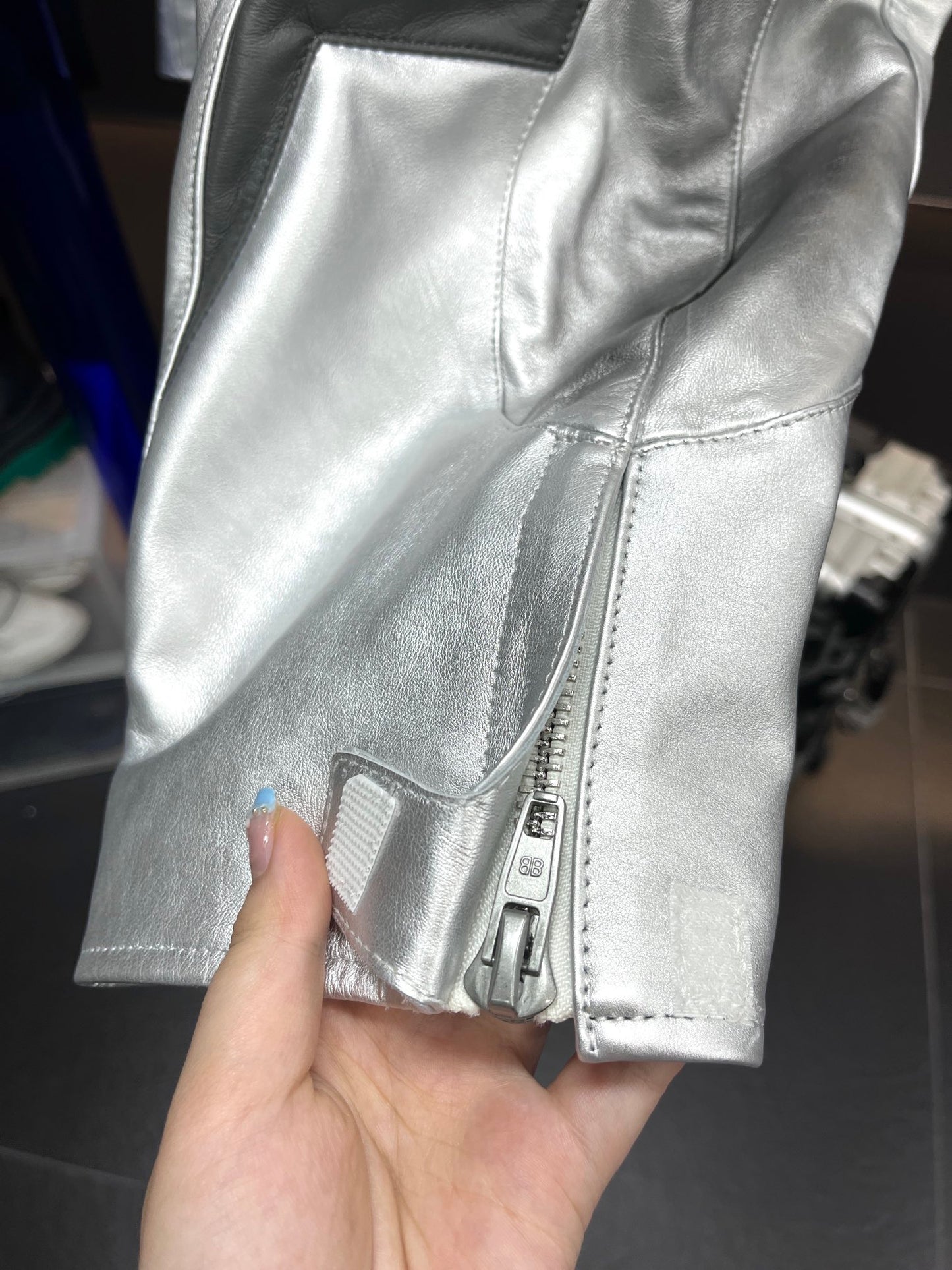 Balenciaga Oversized Leather Bikers Jacket – Silver