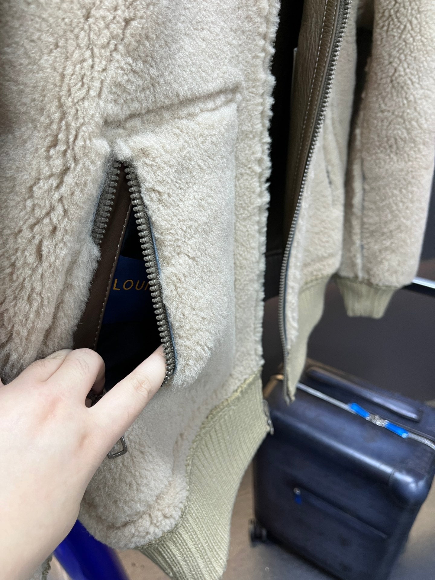 Louis Vuitton Reversible Hooded Shearling Blouson Leather Winter Jacket